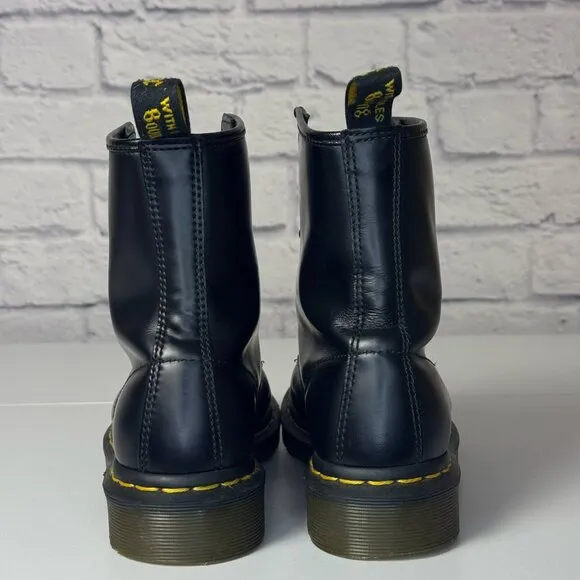 Dr. Martens Air Wair 1460 Black Smooth Leather Lace Up Boots Women’s 6