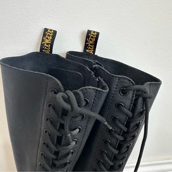 Dr Martens black VIRGINIA LEATHER KNEE HIGH BOOTS