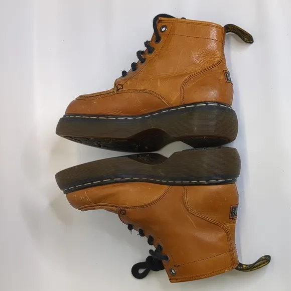 Dr Martens Docs 8556 Made in England Size 5 Platform Cognac Camel Leather