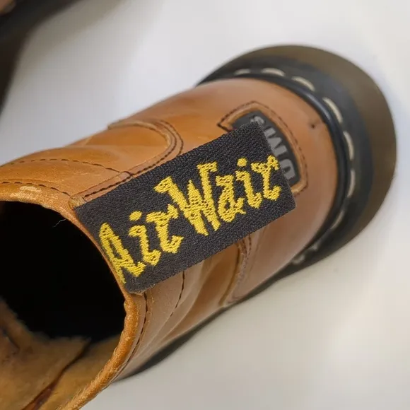 Dr Martens Docs 8556 Made in England Size 5 Platform Cognac Camel Leather