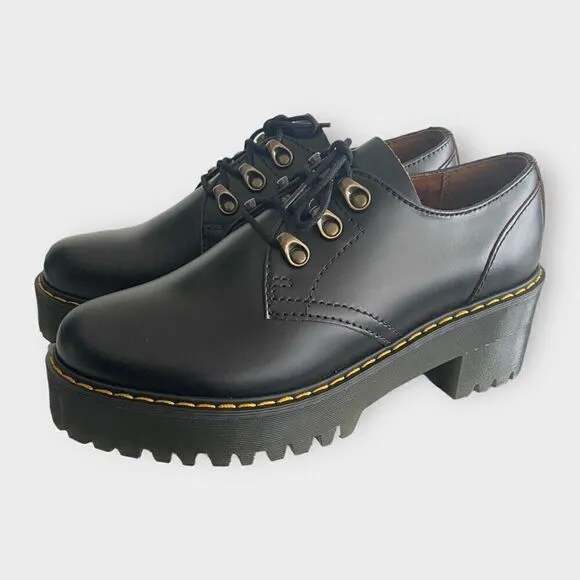Dr. Martens Leona Lo Black Platform Heeled Oxford Shoes Womens size 8 New