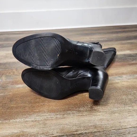 Ecco Black Leather Sexy Knee High Heel Boots Size 35