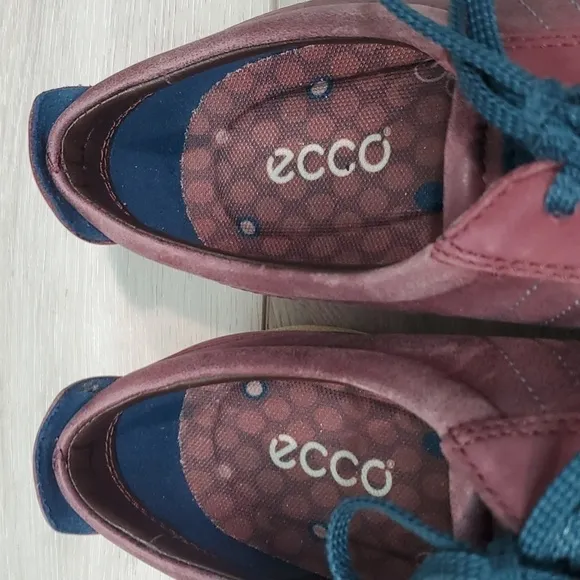 Ecco Womens Leather Comfort Sneakers shoes sz 38/7-7.5