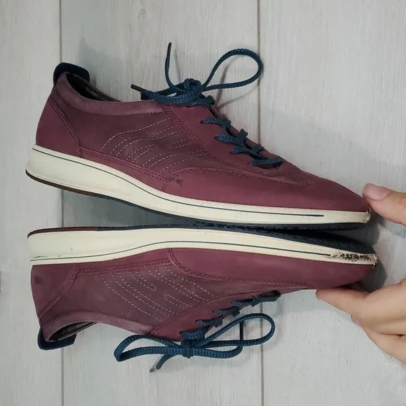 Ecco Womens Leather Comfort Sneakers shoes sz 38/7-7.5