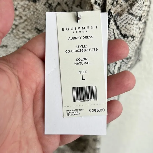 Equipment Aubrey Dress Silk Snake Pockets