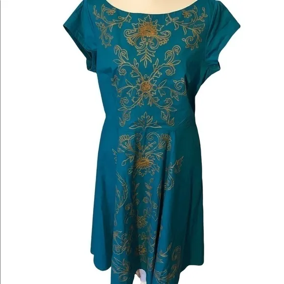 𝅺eshakti embroidered dress size M-10