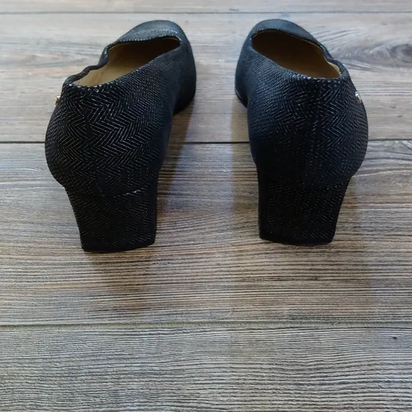 Etienne Aigner Vintage Leather Upper Dress Shoes