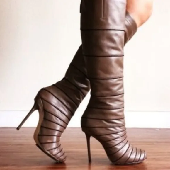 EUC!! L.A.M.B. Taupe Stiletto Knee High Boots, Size 6.5