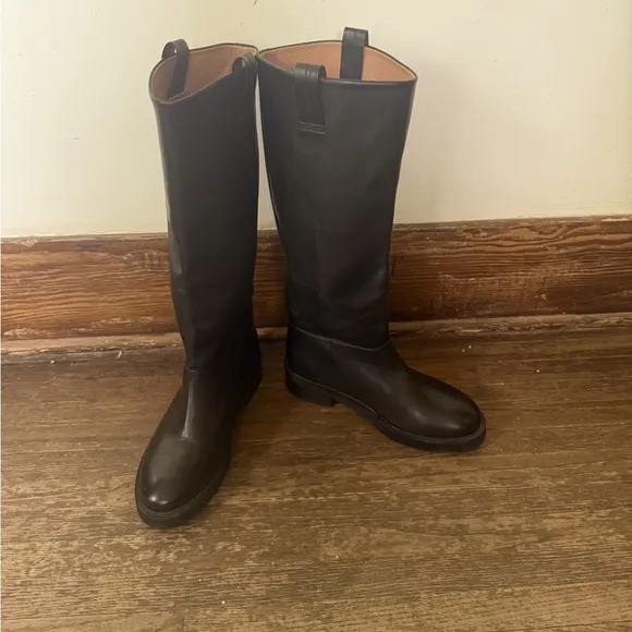 FLATTERED  Elegant Black Leather Knee-High BootsUsed, like new condition.