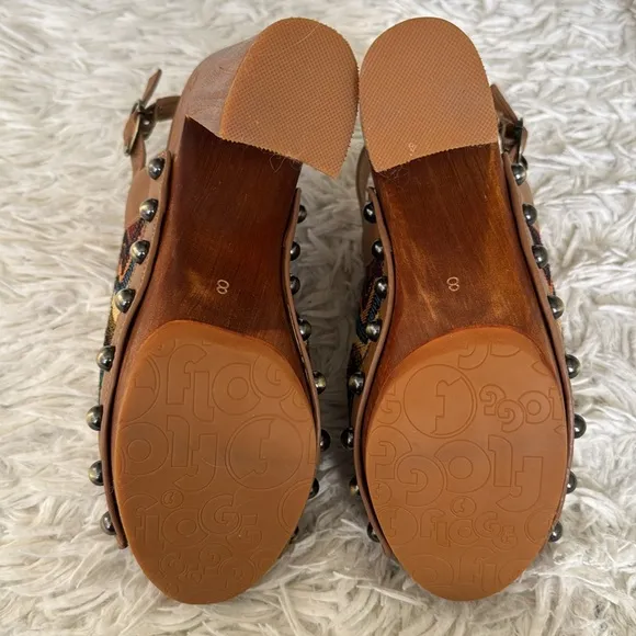 Flogg Embroidered Embrace Platform Shoes Size 8