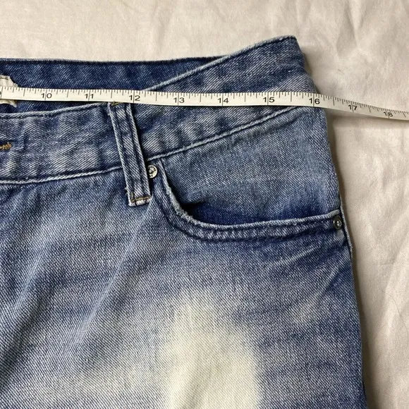 Free People Distressed Denim Women's Jeans Faded Wash Relaxed Fit Sz 29 EUC