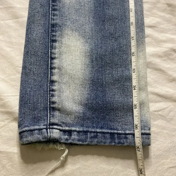 Free People Distressed Denim Women's Jeans Faded Wash Relaxed Fit Sz 29 EUC