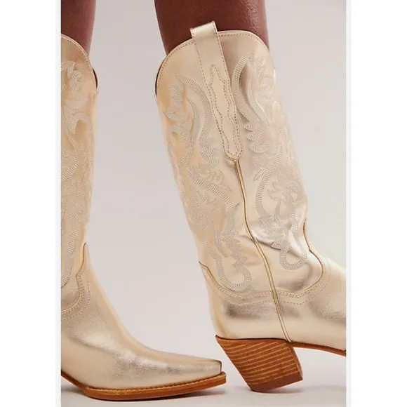 Free People Jeffery Campbell Dagget Western Boots Gold Platinum Size 9