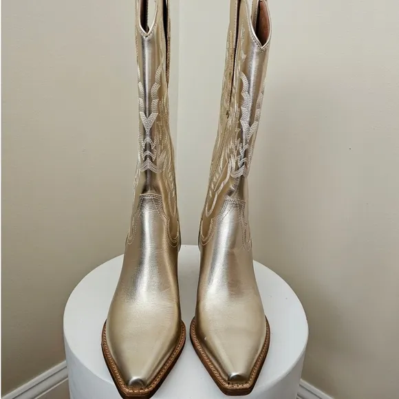 Free People Jeffery Campbell Dagget Western Boots Gold Platinum Size 9