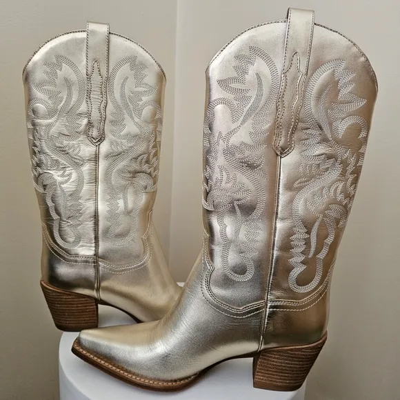 Free People Jeffery Campbell Dagget Western Boots Gold Platinum Size 9