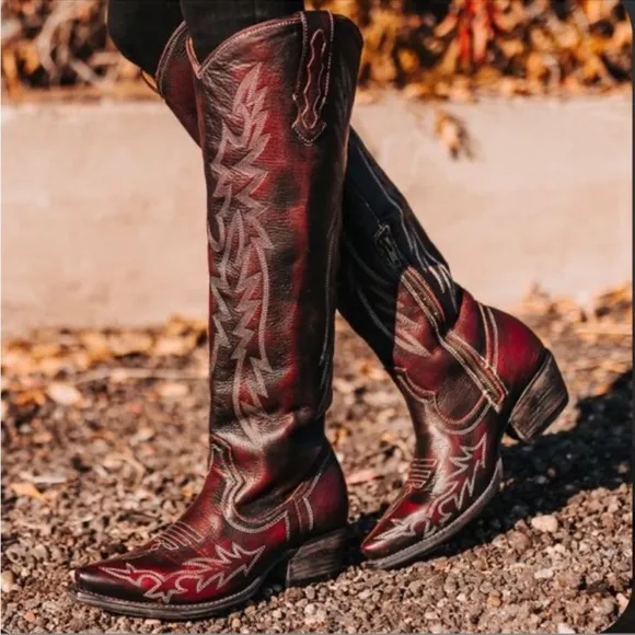 Freebird 🦅 Wonder Boots in Wine
