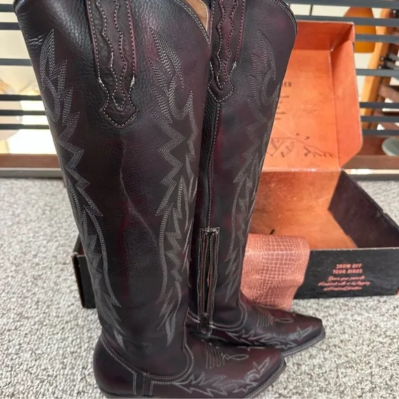 Freebird 🦅 Wonder Boots in Wine