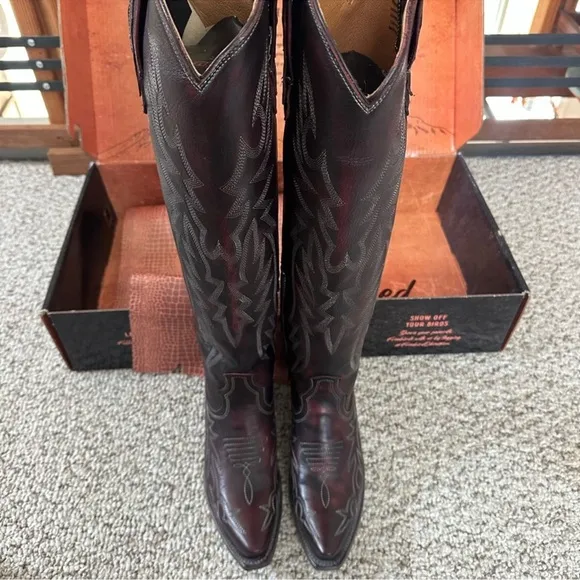 Freebird 🦅 Wonder Boots in Wine