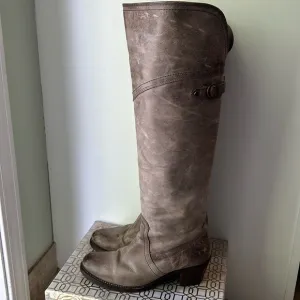 Frye Jane Tall Cuff Knee High Heeled Boots Boots Women's size 7
