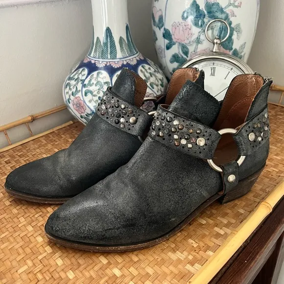 FRYE Ray Deco Fashion Booties / Ankle Boots