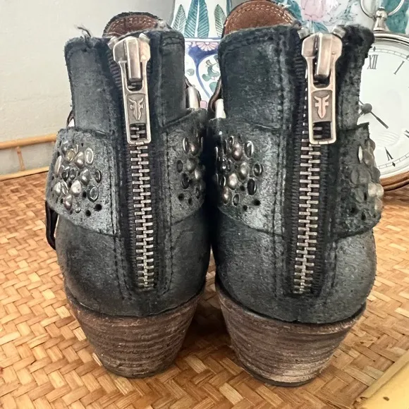 FRYE Ray Deco Fashion Booties / Ankle Boots