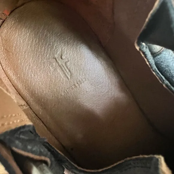 FRYE Ray Deco Fashion Booties / Ankle Boots