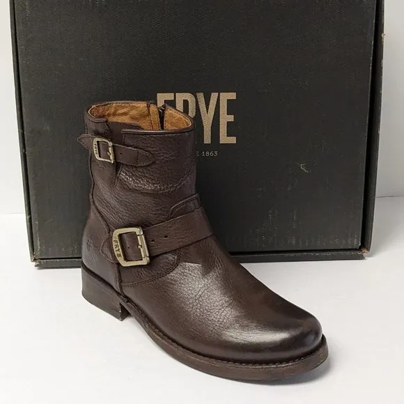 FRYE Vicky 6&quot; Leather Fashion Boots, Dark Brown, Womens 6.5 M