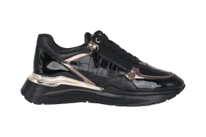 'Future' women's sneaker - black patent