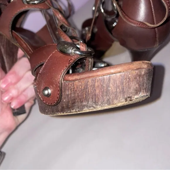 Gucci Size 8B Spring 2007 Horsebit Gladiator Heels Brown Platform