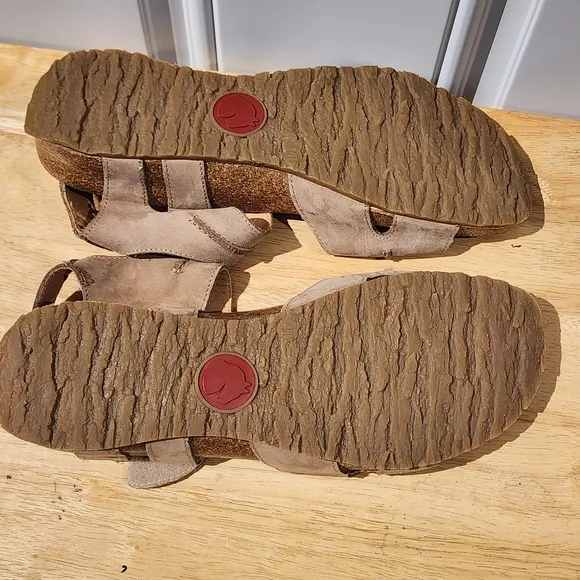HAFLINGER Women's 41 US Size 10 Patricia Dress Sandals Mocha Suede Leather Tan