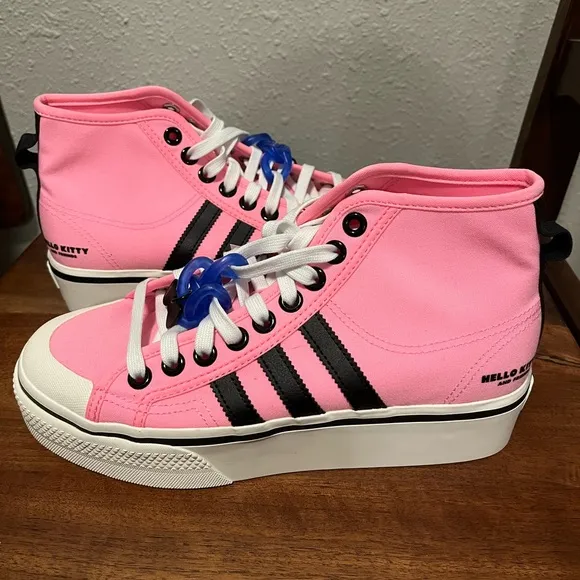 HELLO KITTY x ADIDAS ORIGINALS NIZZA PLATFORM SHOES - Size 8 - NWOB
