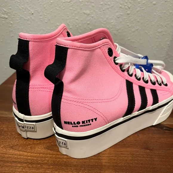 HELLO KITTY x ADIDAS ORIGINALS NIZZA PLATFORM SHOES - Size 8 - NWOB