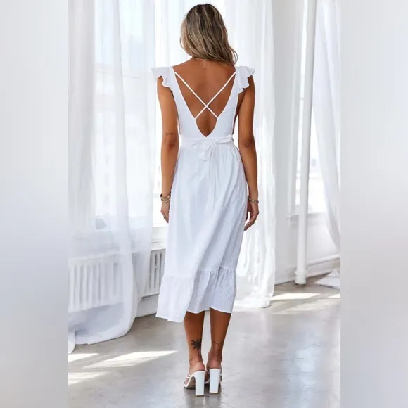HELLO MOLLY Give Me An Answer Midi Dress White Size 8 NWT