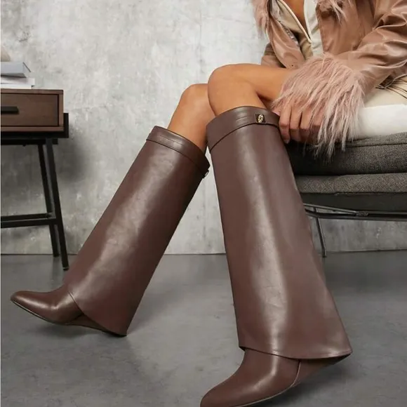 High Knee Trendy Boots 👢