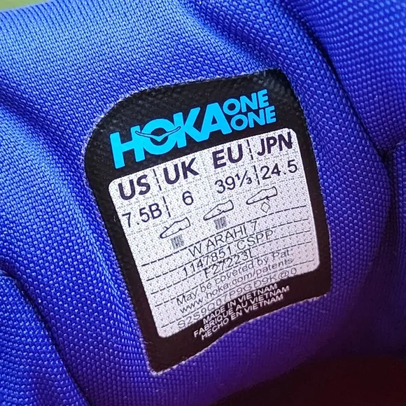 HOKA ARAHI 7 - Womens Athletic Shoes - SIZE 7.5B