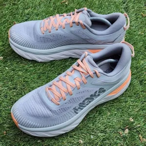 HOKA BONDI 7 - Womens Athletic Shoes - SIZE 10.5