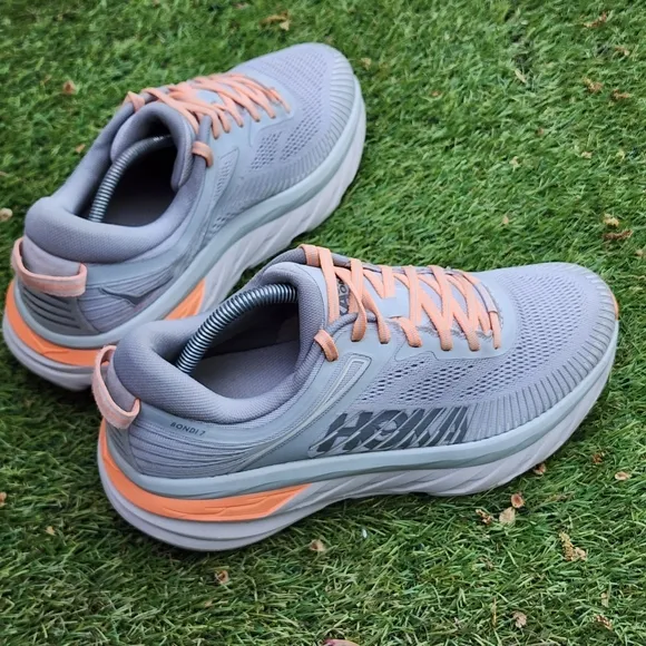 HOKA BONDI 7 - Womens Athletic Shoes - SIZE 10.5