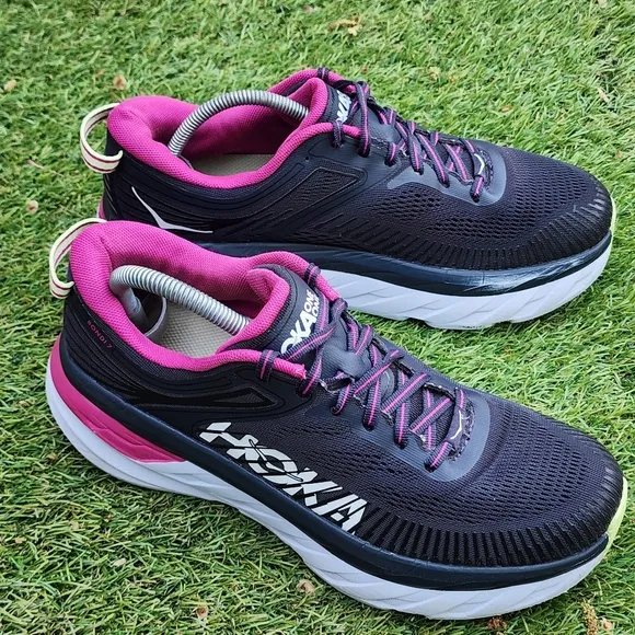 HOKA BONDI 7 - Womens Athletic Shoes - SIZE 9.5