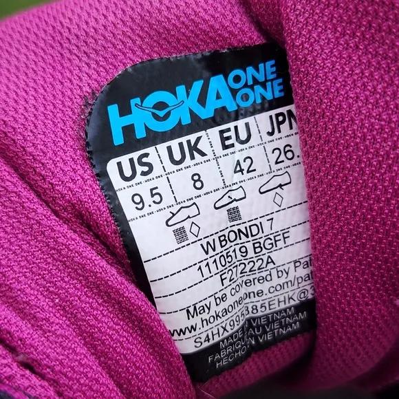 HOKA BONDI 7 - Womens Athletic Shoes - SIZE 9.5