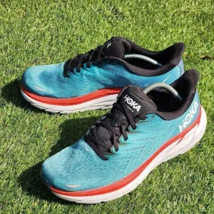 HOKA CLIFTON 8 - Mens Athletic Shoes - SIZE 10.5D