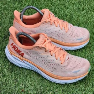 HOKA CLIFTON 8 - Womens Athletic Shoes - SIZE 8.5B