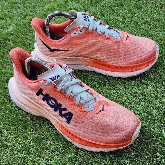 HOKA MACH 5 - Womens Athletic Shoes - SIZE 8B