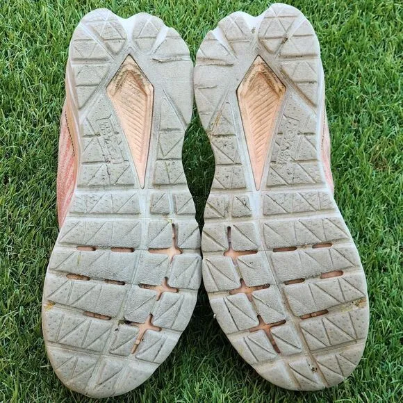HOKA MACH 5 - Womens Athletic Shoes - SIZE 8B