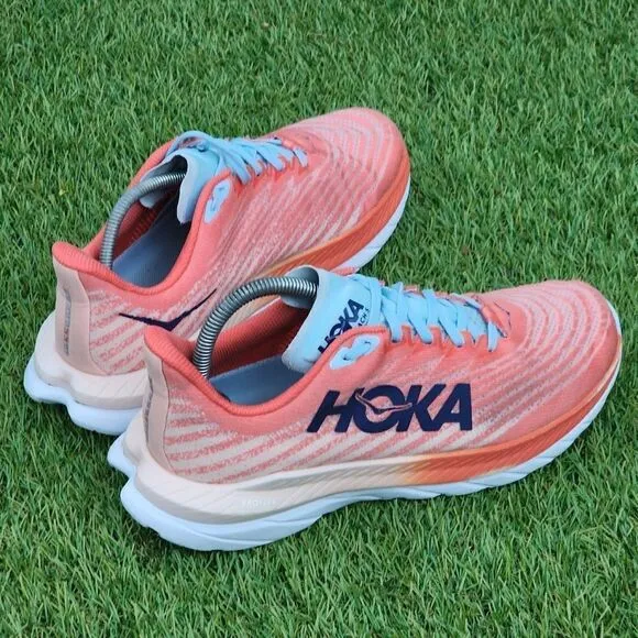 HOKA MACH 5 - Womens Athletic Shoes - SIZE 9.5B