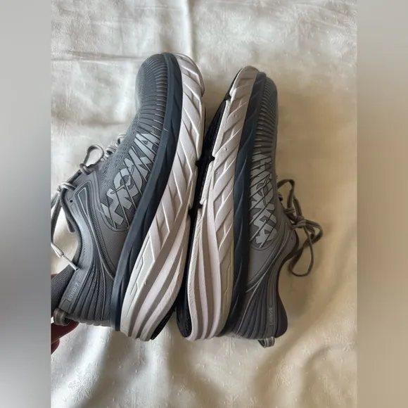 Hoka Men's Gray Athletic Shoes Size 10 2E