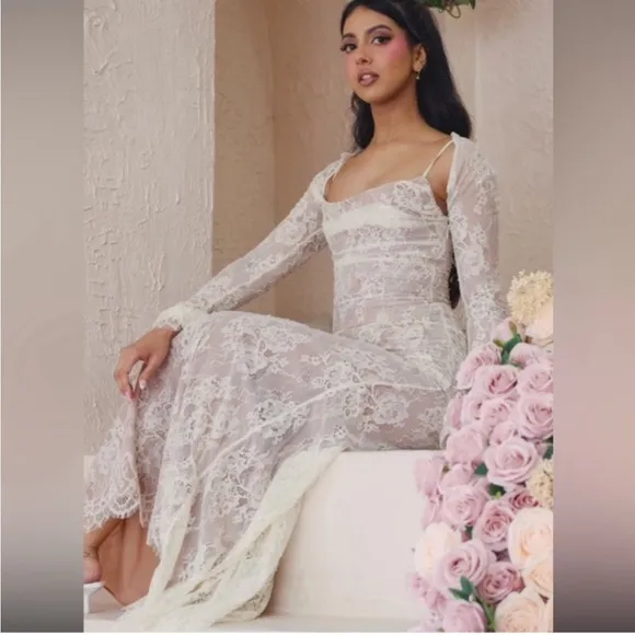 House of Cb Artemis Vintage Cream LaceMaxi Dress
