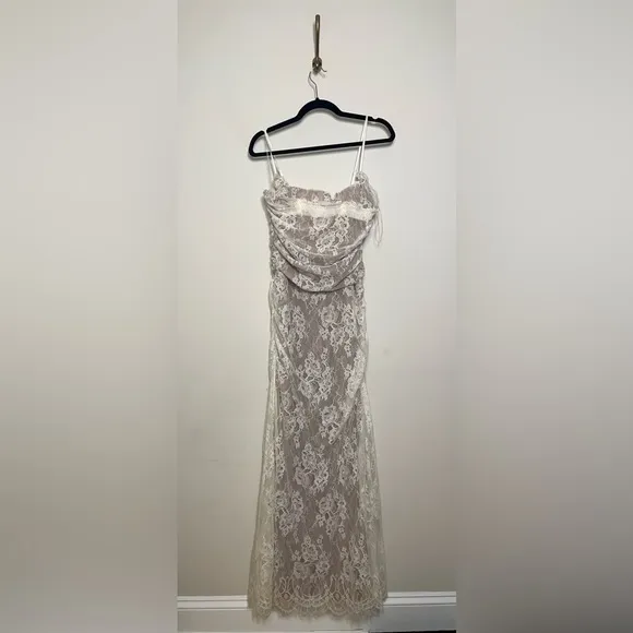 House of Cb Artemis Vintage Cream LaceMaxi Dress