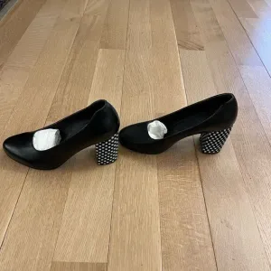 🎉HP🎉Black shoes with a checkered block heel from Creatures of Comfort
