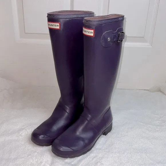 Hunter Boots Matte Purple Eggplant Women’s Tall Rain Boots - Size 7/38