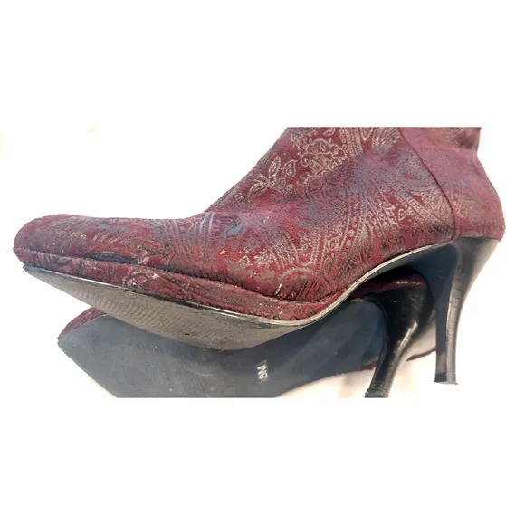 Impo Stretch Eggplant Baroque Shiny‎ Paisley Ruffle Top Dress Boots Women's 8M